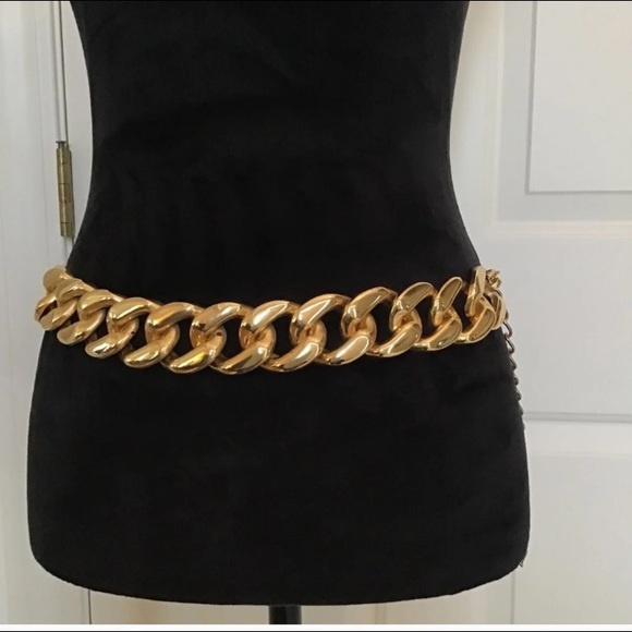 Calvin Klein Accessories - Gold chain belt